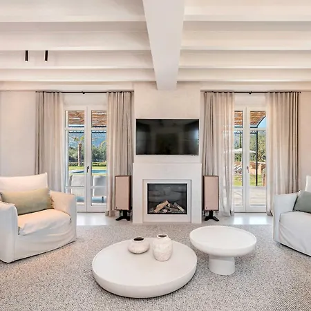 Coral Villa *