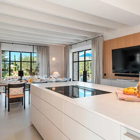 Coral Villa *